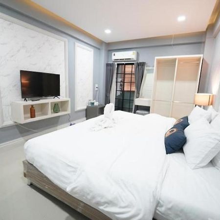 Roomquest Prachin Buri Rojana Si Maha Phot Exterior photo